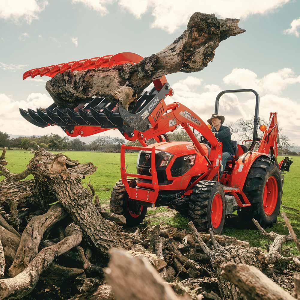 Kioti DK4720SEH Compact Tractor